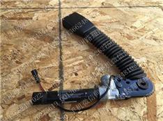 宝马GT528安全带插扣