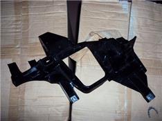 宝马740LI大灯支架