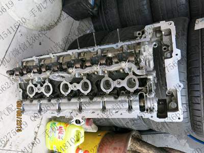 宝马325I缸盖