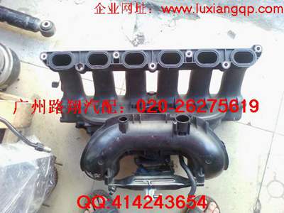 宝马730LI进气歧管