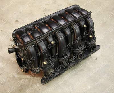 宝马745LI进气歧管