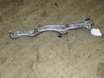 宝马745LI雨刮连动杆