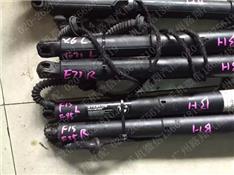 宝马X5尾箱盖撑杆