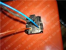 宝马760LI打气泵分配阀