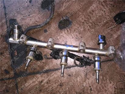 别克昂科雷喷油嘴