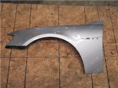 宝马745LI叶子板