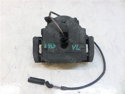 宝马X3刹车分泵