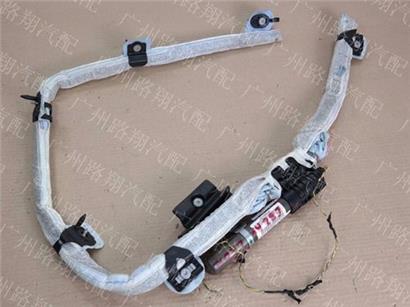 宝马116I车顶气帘