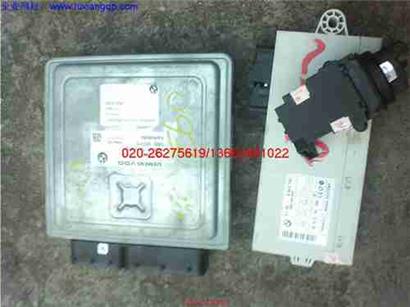 宝马520I发动机电脑板