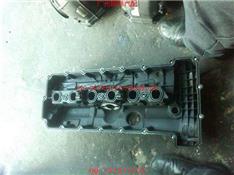 宝马530I气门室盖