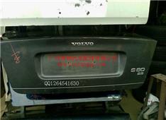 沃尔沃S80尾箱盖