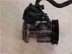 宝马318I转向助力泵