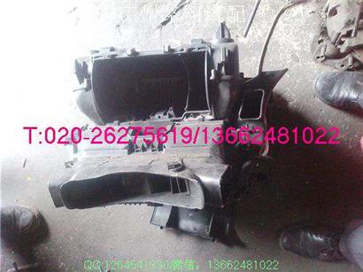 宝马530LI蒸发箱