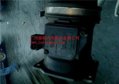 奥迪A6空气流量计