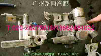 宝马530I方向机助力泵