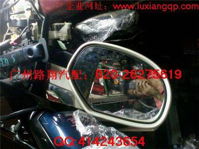 凯迪拉克凯雷德倒车镜