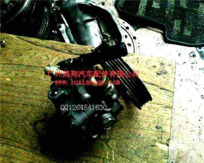 斯巴鲁翼豹方向机助力泵