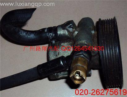 大众宝来转向助力泵