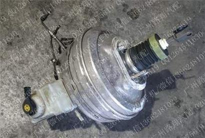 宝马745LI刹车真空泵