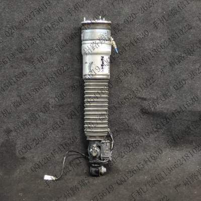 宝马730LI减震器