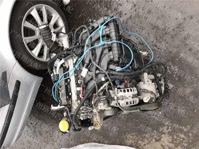 奔驰斯玛特发动机