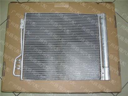 奔驰斯玛特小精灵冷凝器