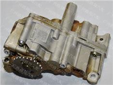 宝马528LI机油泵