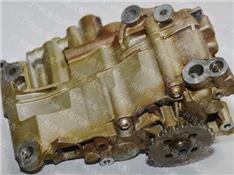 宝马530LI机油泵