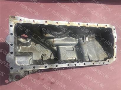 宝马435I发动机油底壳 1113 2210 959