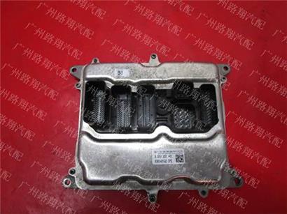 宝马318LI发动机电脑板-DME-ECU