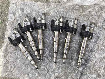 宝马740LI喷油嘴-喷射阀-导轨