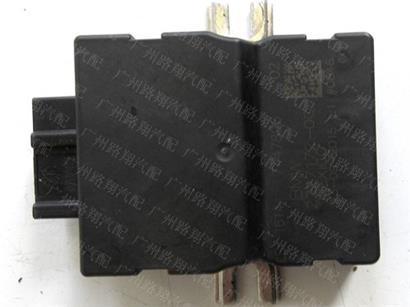 宝马125I汽油泵电脑 1614 7476 046