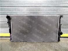 宝马318LI水箱-E90-F35