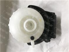 宝马218i付水壶-F22