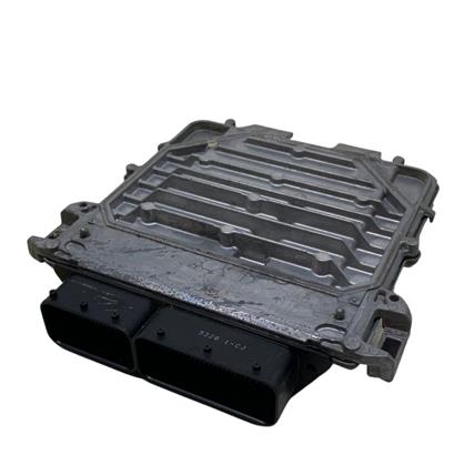 奔驰E320点火模块