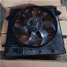 奔驰ML400电子扇