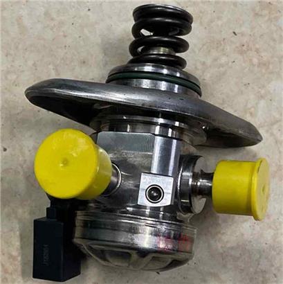 奔驰GLA200高压油泵