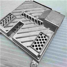 奔驰S450音响放大器