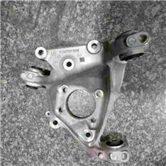 奔驰A220羊角-转向节