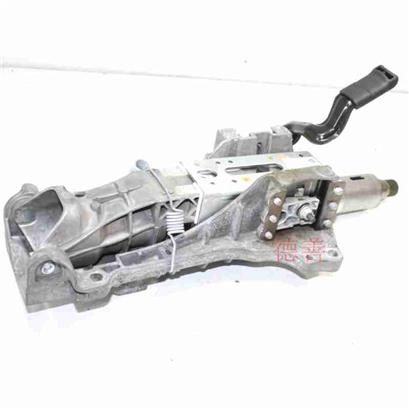 奔驰A200转向管柱-十字节