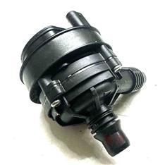 奔驰GLE300电子水泵